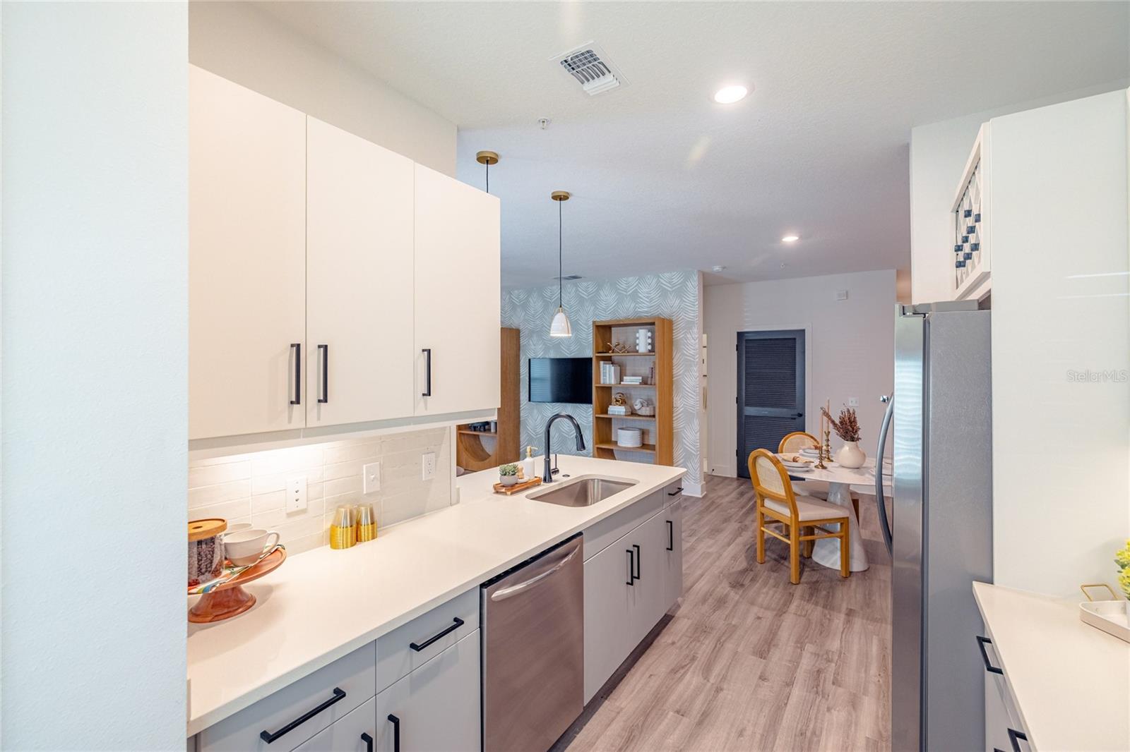 THE ROW WATERSIDE - Residential Lease