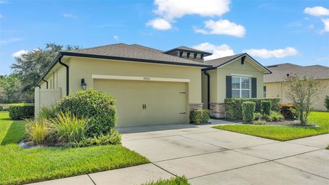 A home in WINTER HAVEN