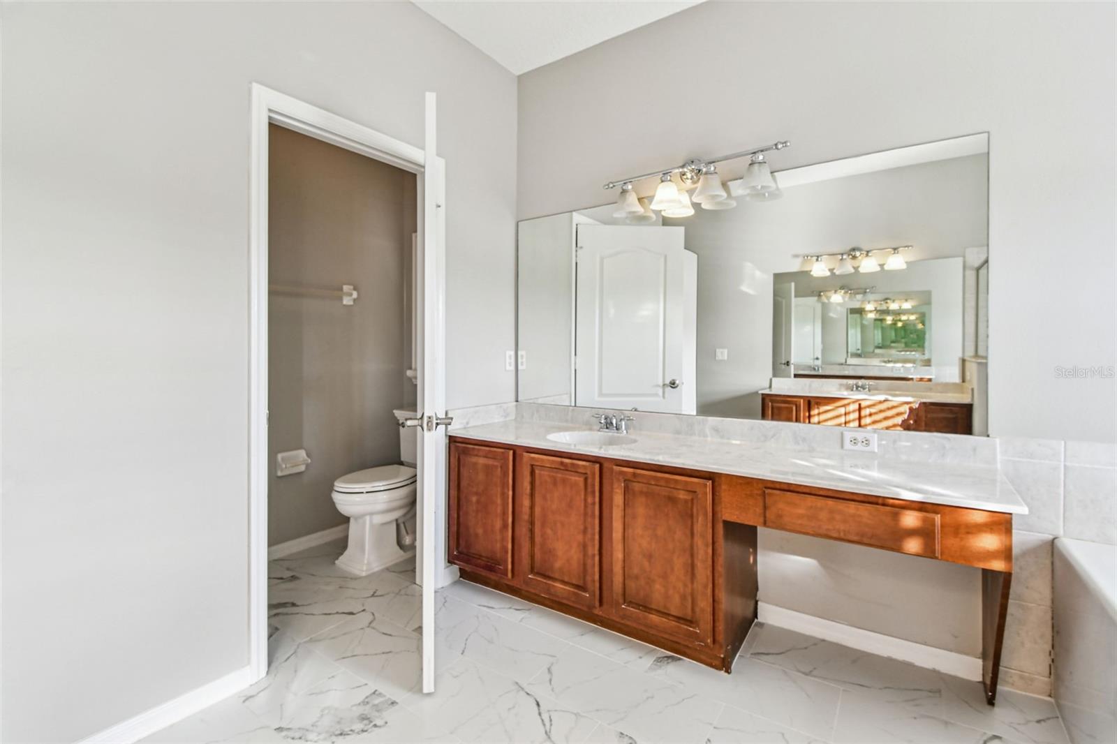 LIVE OAK PRESERVE PH 1B VILLAGES 02 07 - Residential