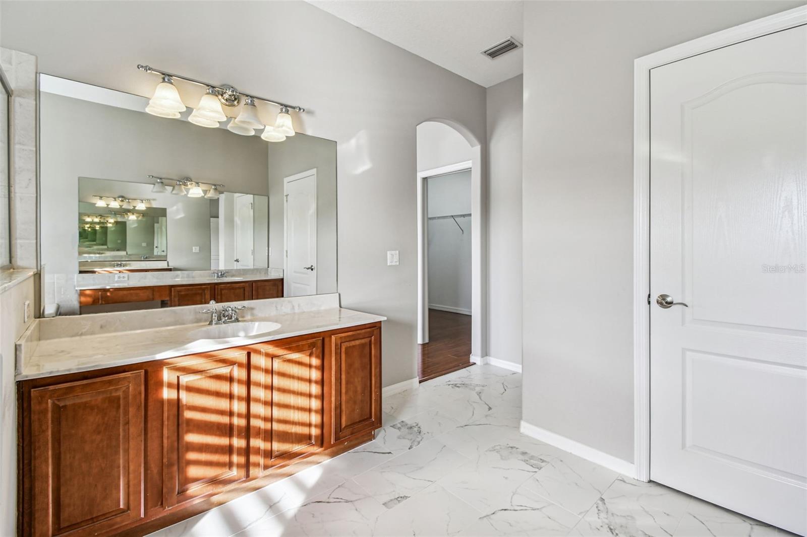 LIVE OAK PRESERVE PH 1B VILLAGES 02 07 - Residential