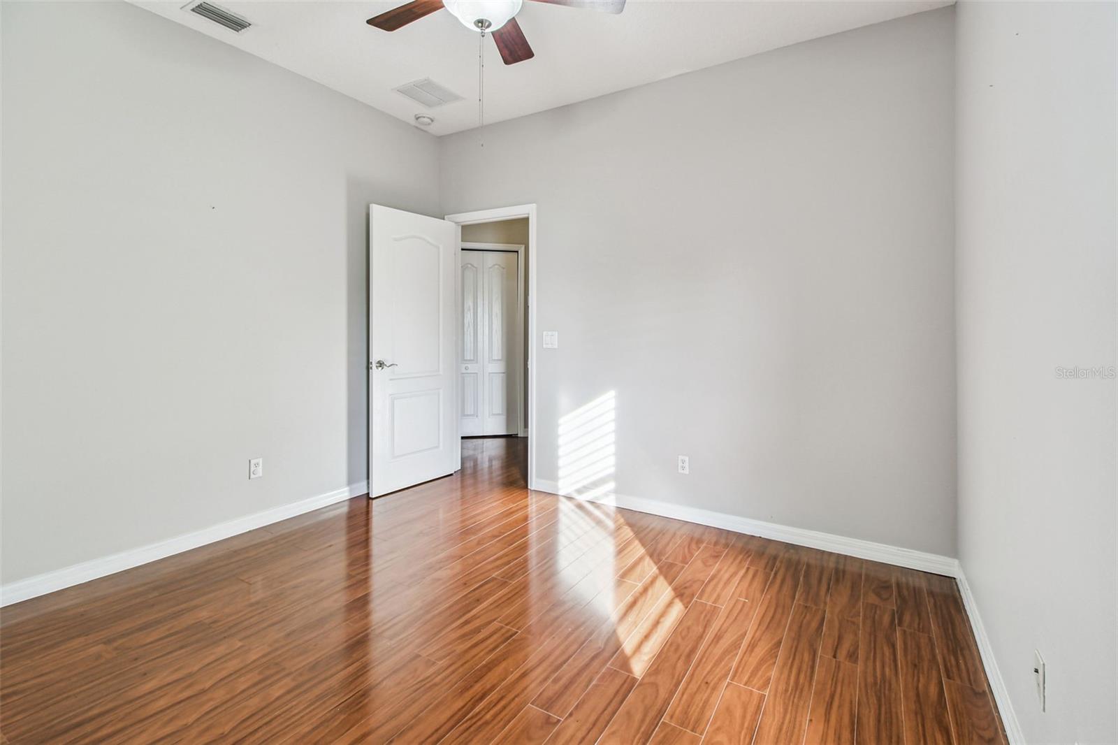 LIVE OAK PRESERVE PH 1B VILLAGES 02 07 - Residential