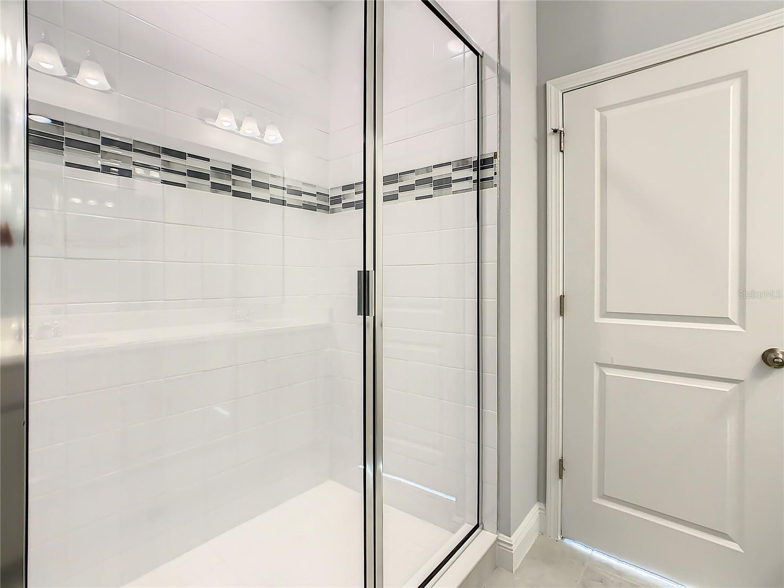 SEMINOLE CROSSING TWNHMS - Residential Lease