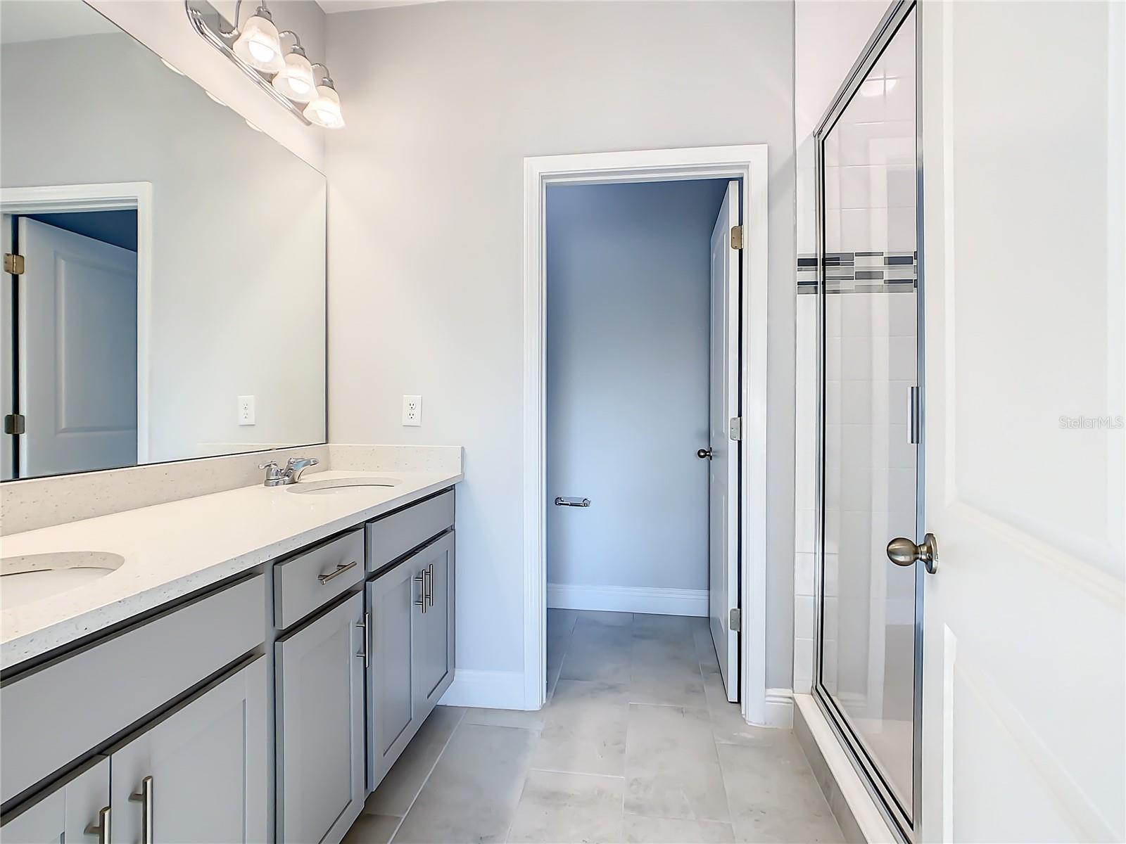 SEMINOLE CROSSING TWNHMS - Residential Lease