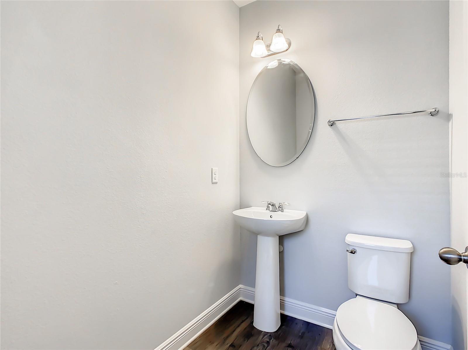 SEMINOLE CROSSING TWNHMS - Residential Lease