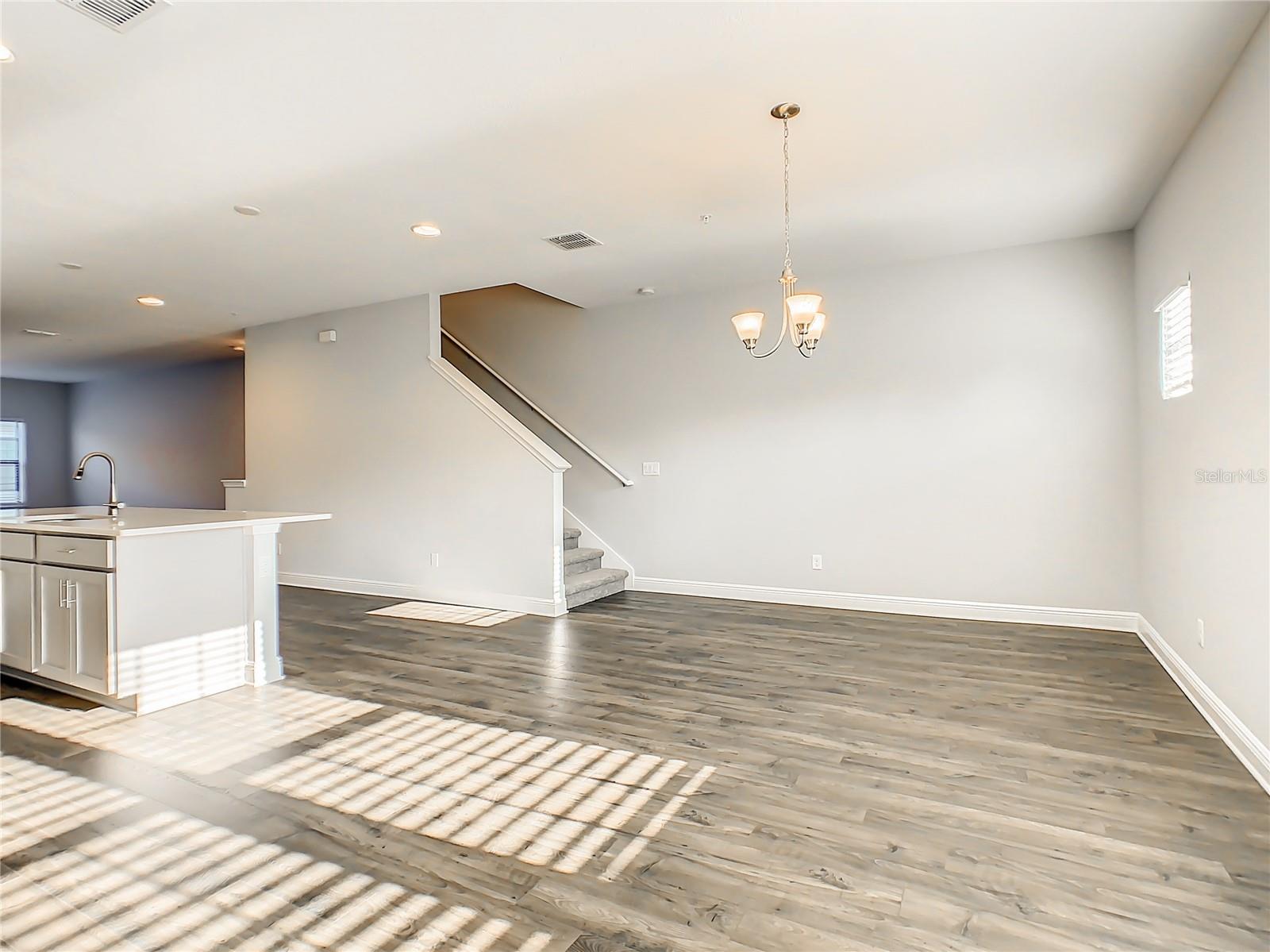 SEMINOLE CROSSING TWNHMS - Residential Lease