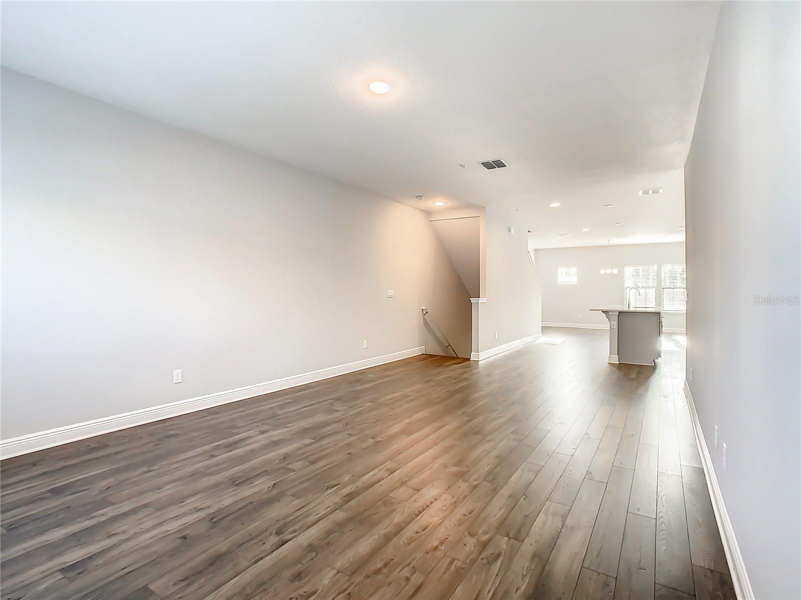 SEMINOLE CROSSING TWNHMS - Residential Lease