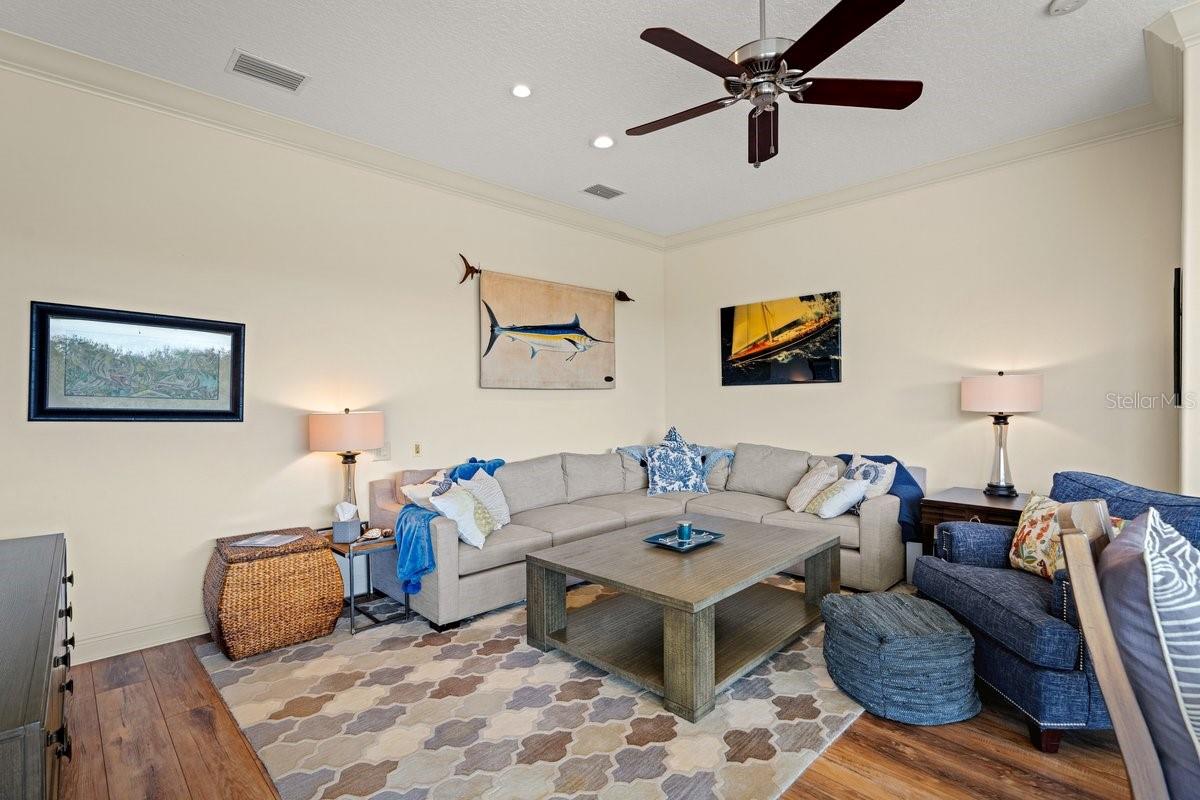 HAMMOCK DUNES - Residential