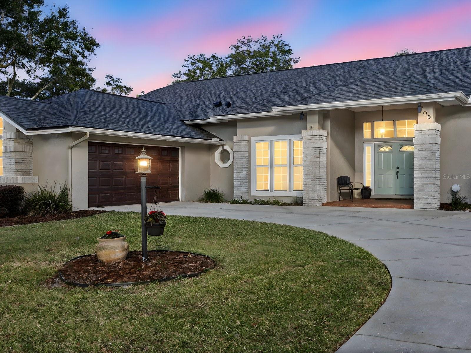 709 WINDWILLOW CIRCLE