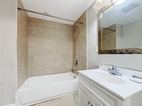 Tiny photo for 1108 NE 12th Street, Ocala, FL 34470 (MLS # TB8553942)