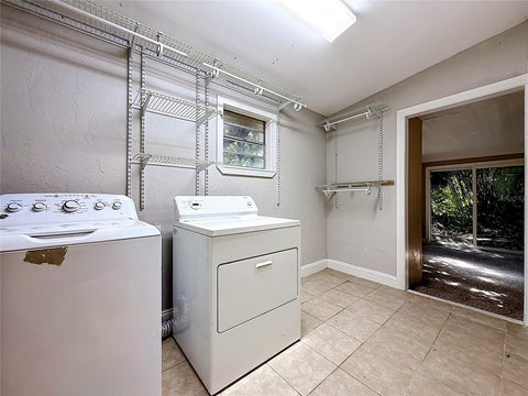 Tiny photo for 1108 NE 12th Street, Ocala, FL 34470 (MLS # TB8553942)
