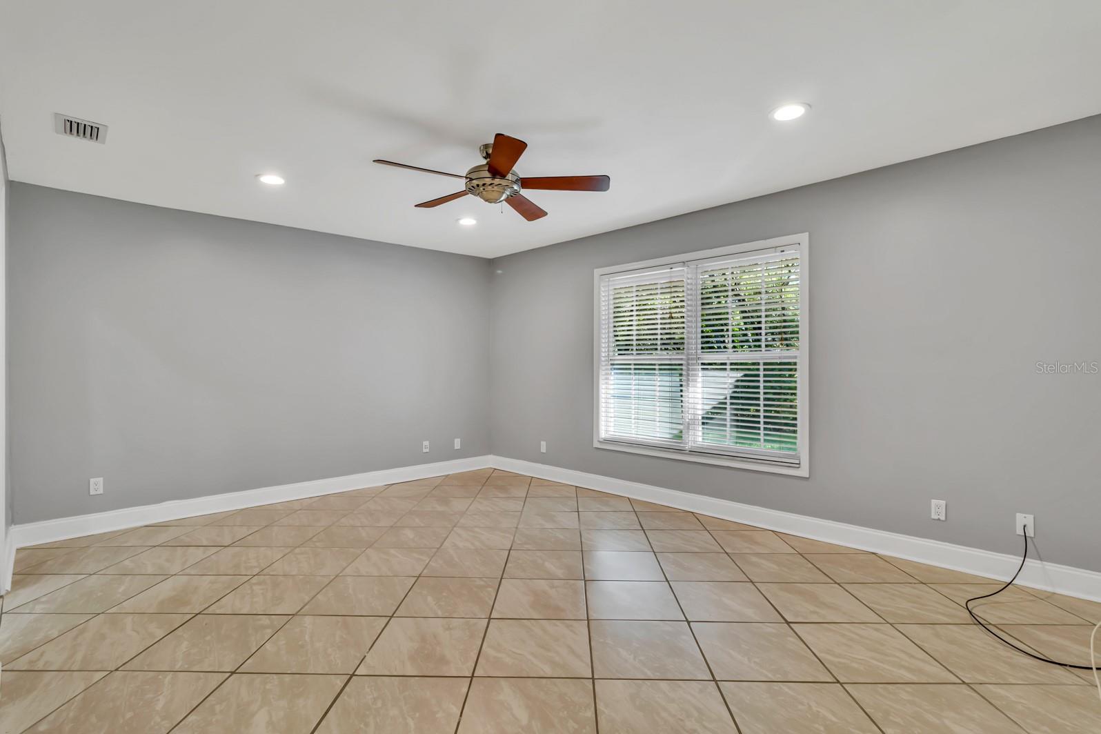 PONKAN PINES - Residential