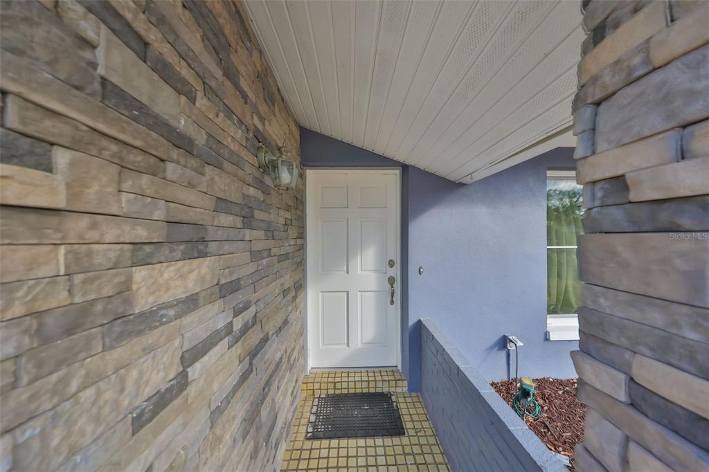 Photo of 12341 79th Place, Seminole, FL 33772 (MLS # TB8469333)