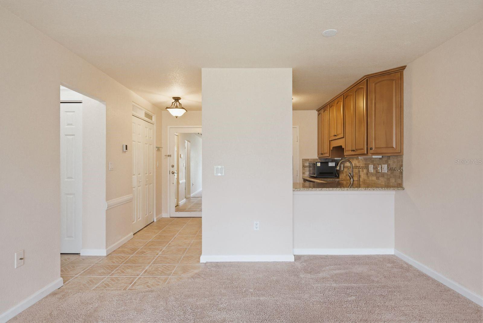 MEDITERRANEAN MANORS - Residential