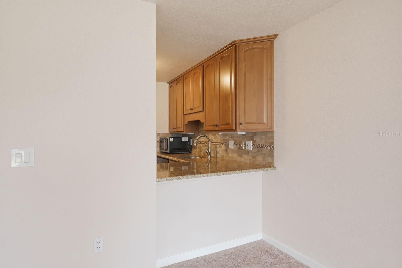 MEDITERRANEAN MANORS - Residential