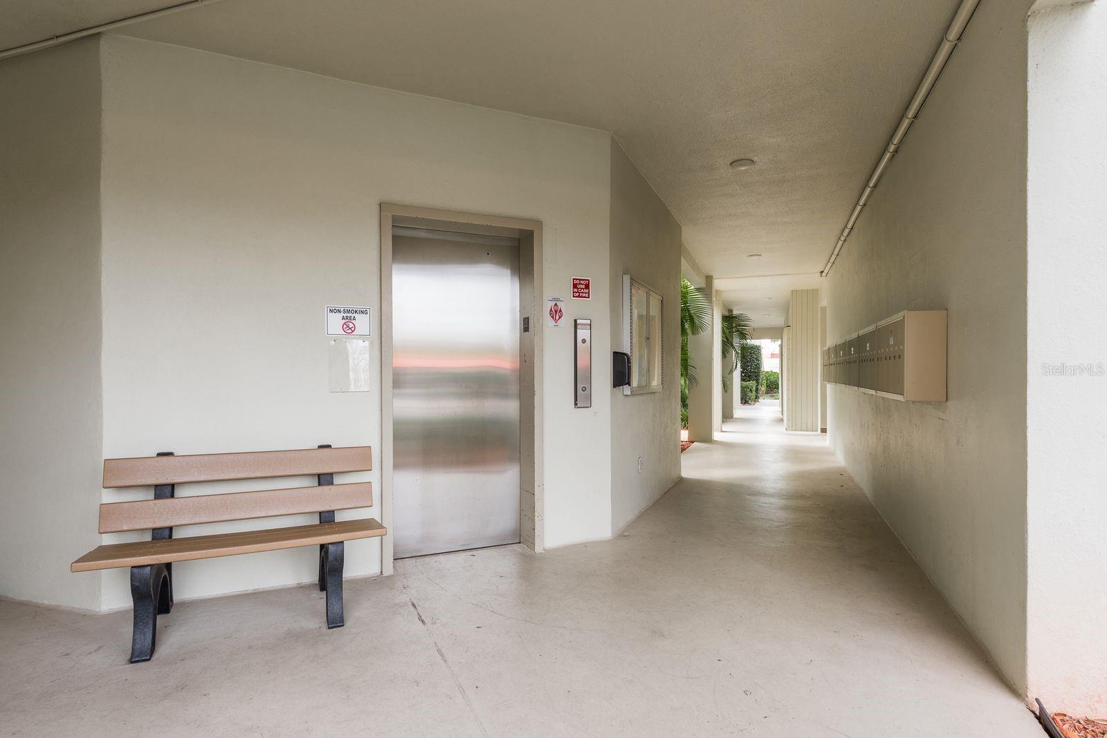 2700 BAYSHORE BOULEVARD 3201