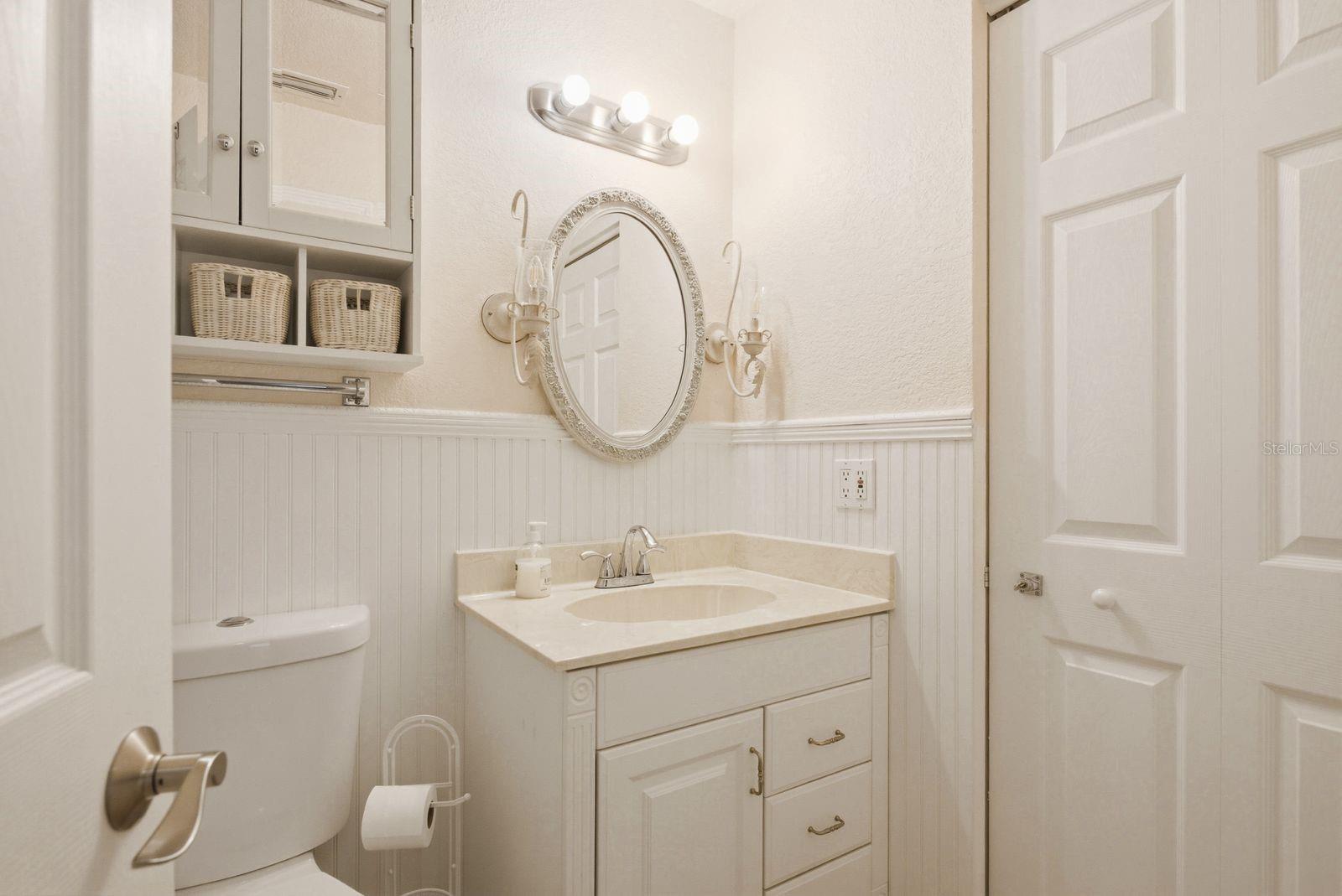 MEDITERRANEAN MANORS - Residential