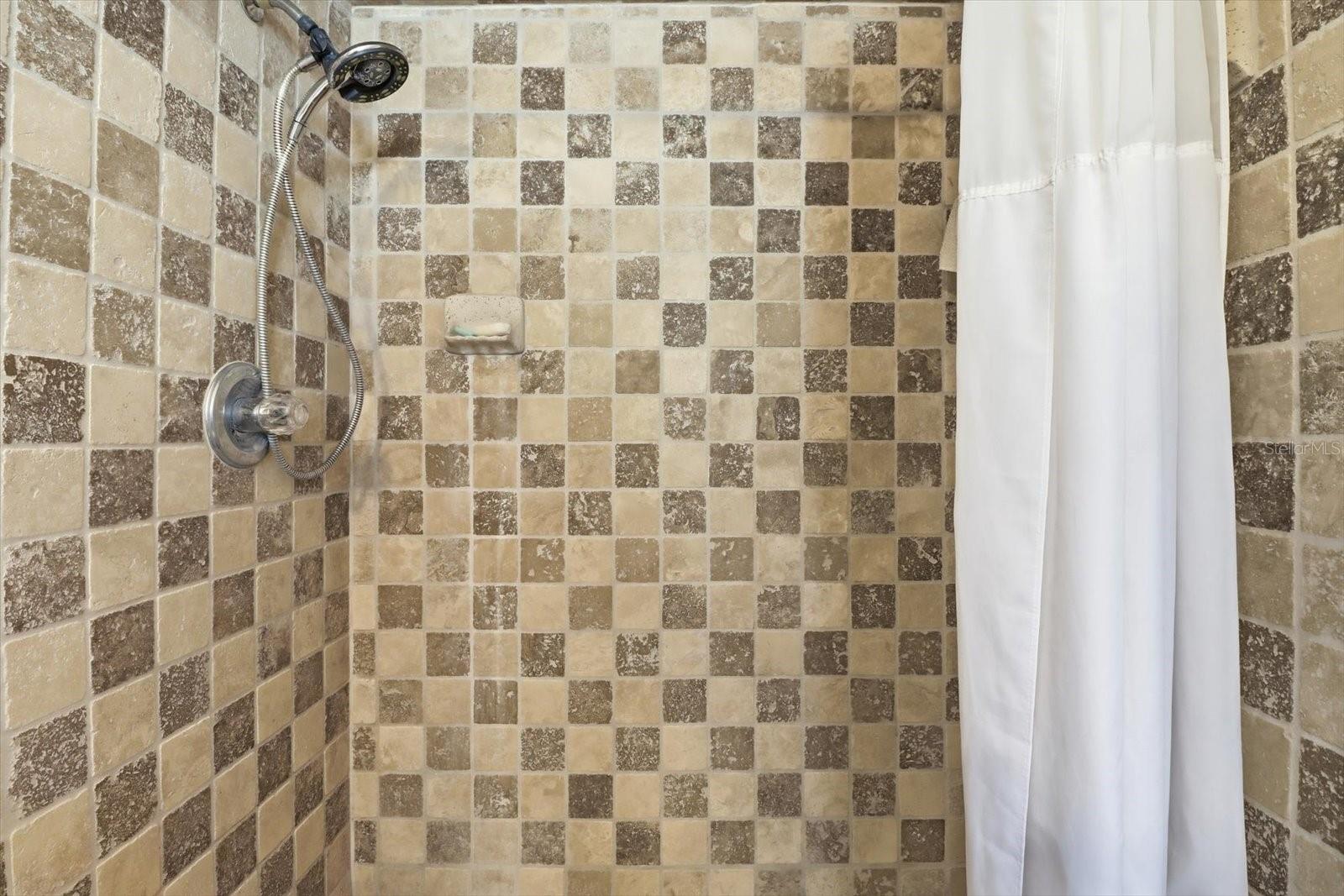 ANCHORAGE - Residential