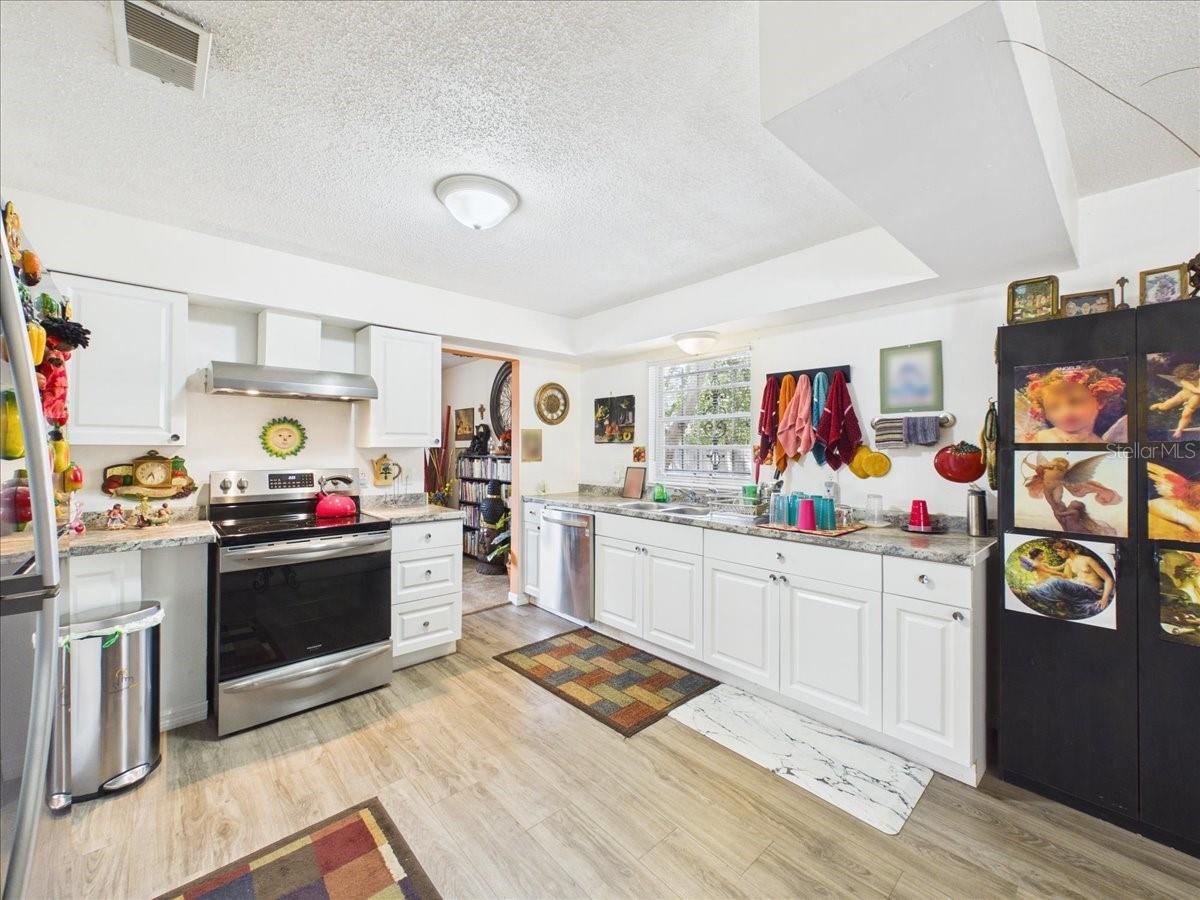 NORTHWOOD - Residential