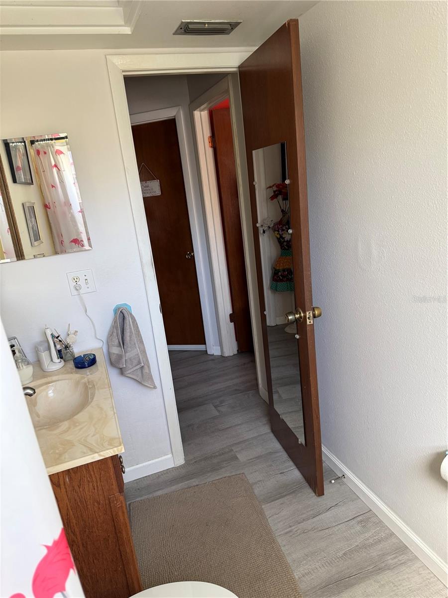 WILSHIRE ESTATES II - Residential