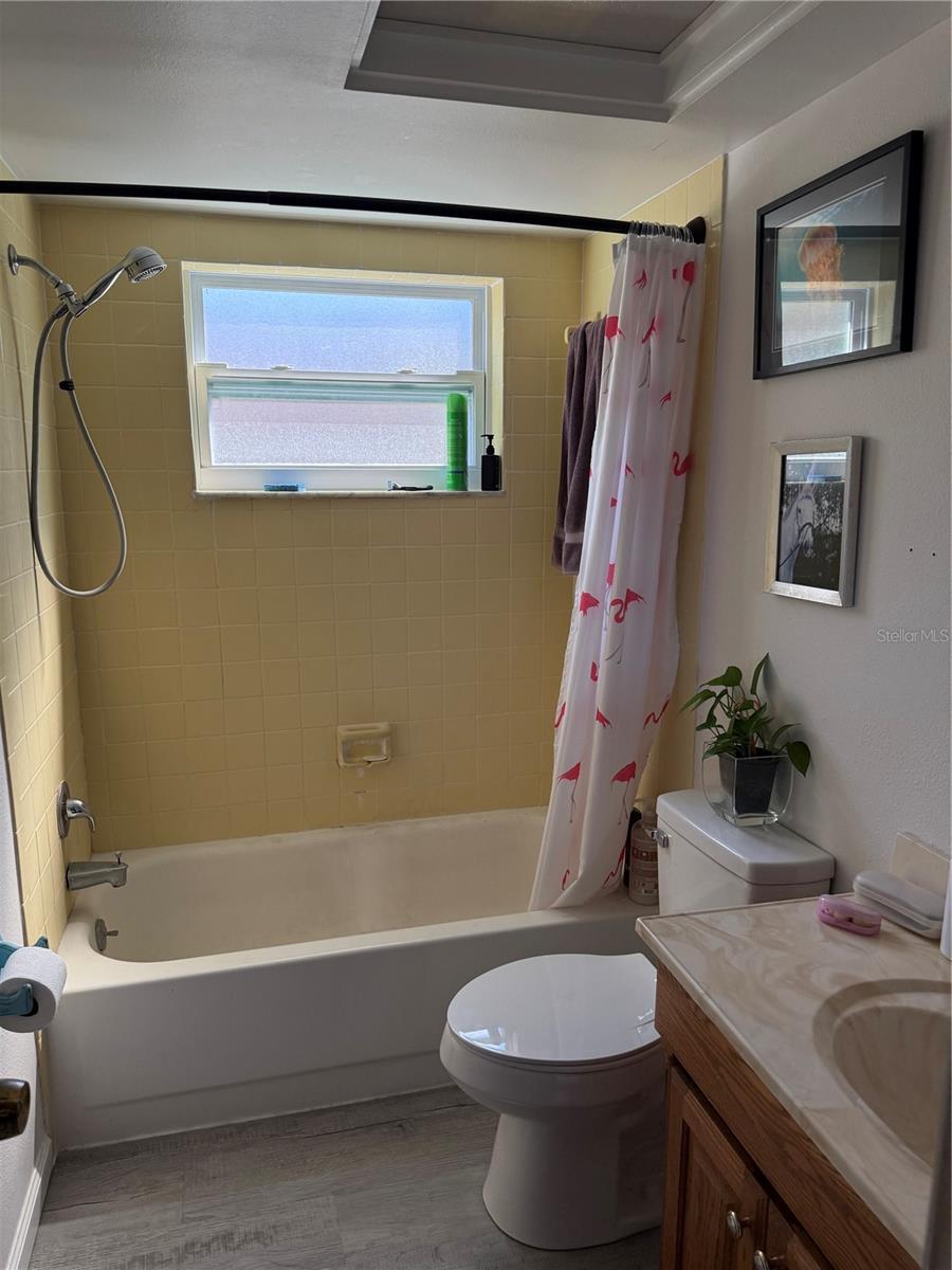 WILSHIRE ESTATES II - Residential