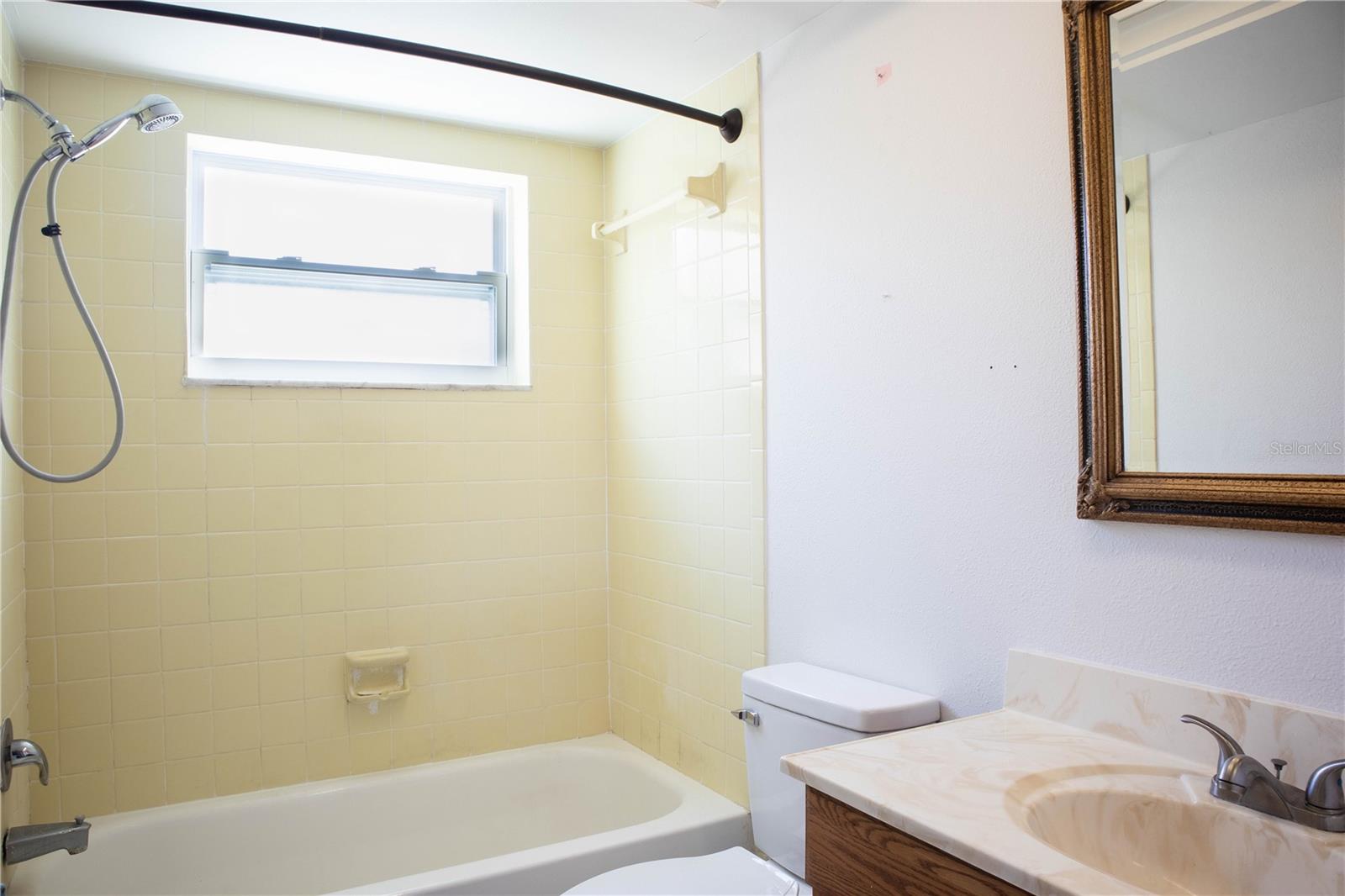 WILSHIRE ESTATES II - Residential