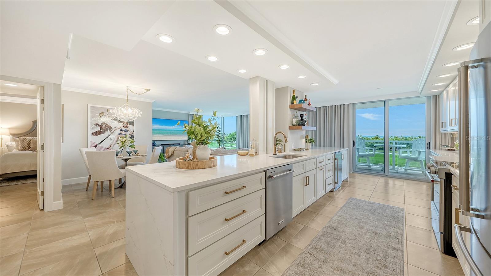2425 GULF OF MEXICO DRIVE 1B