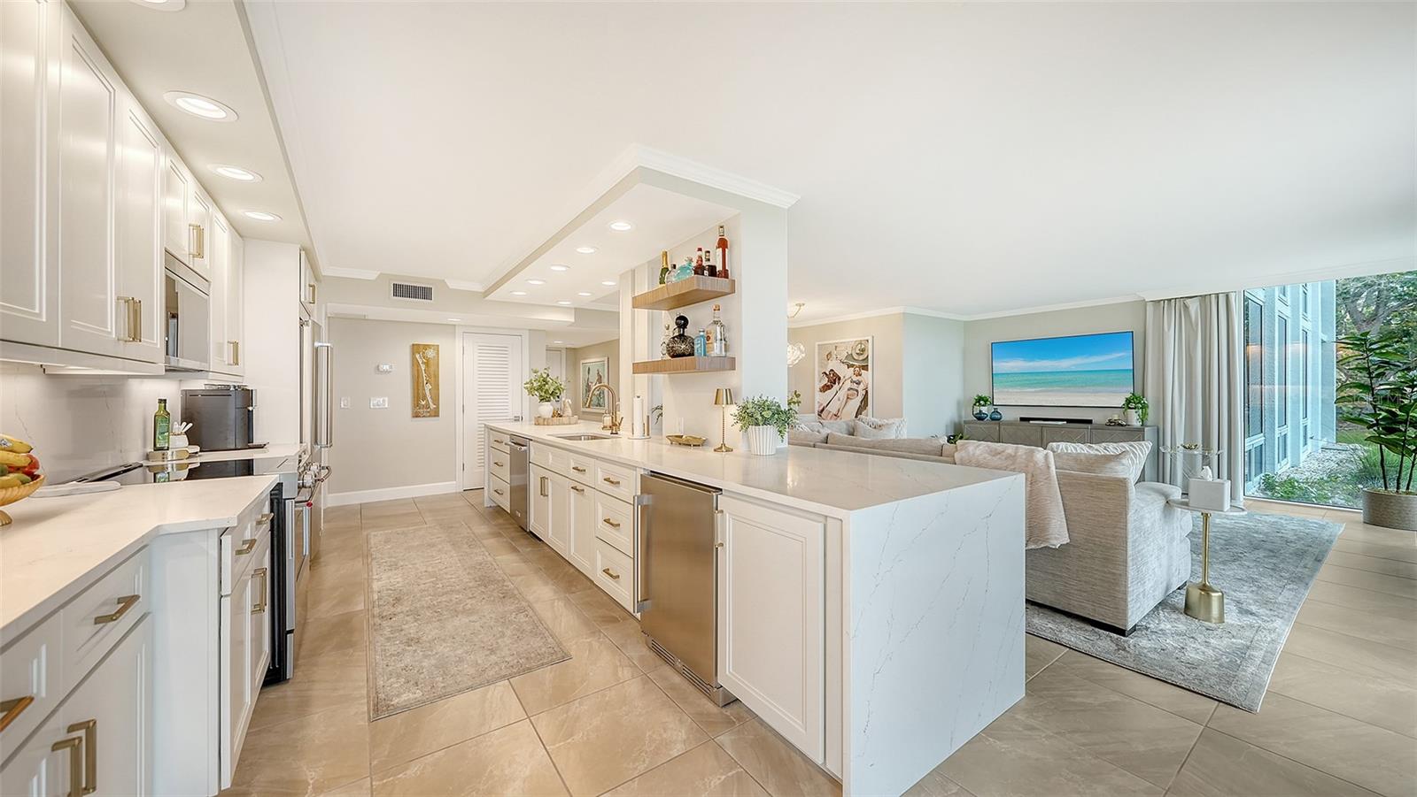 2425 GULF OF MEXICO DRIVE 1B