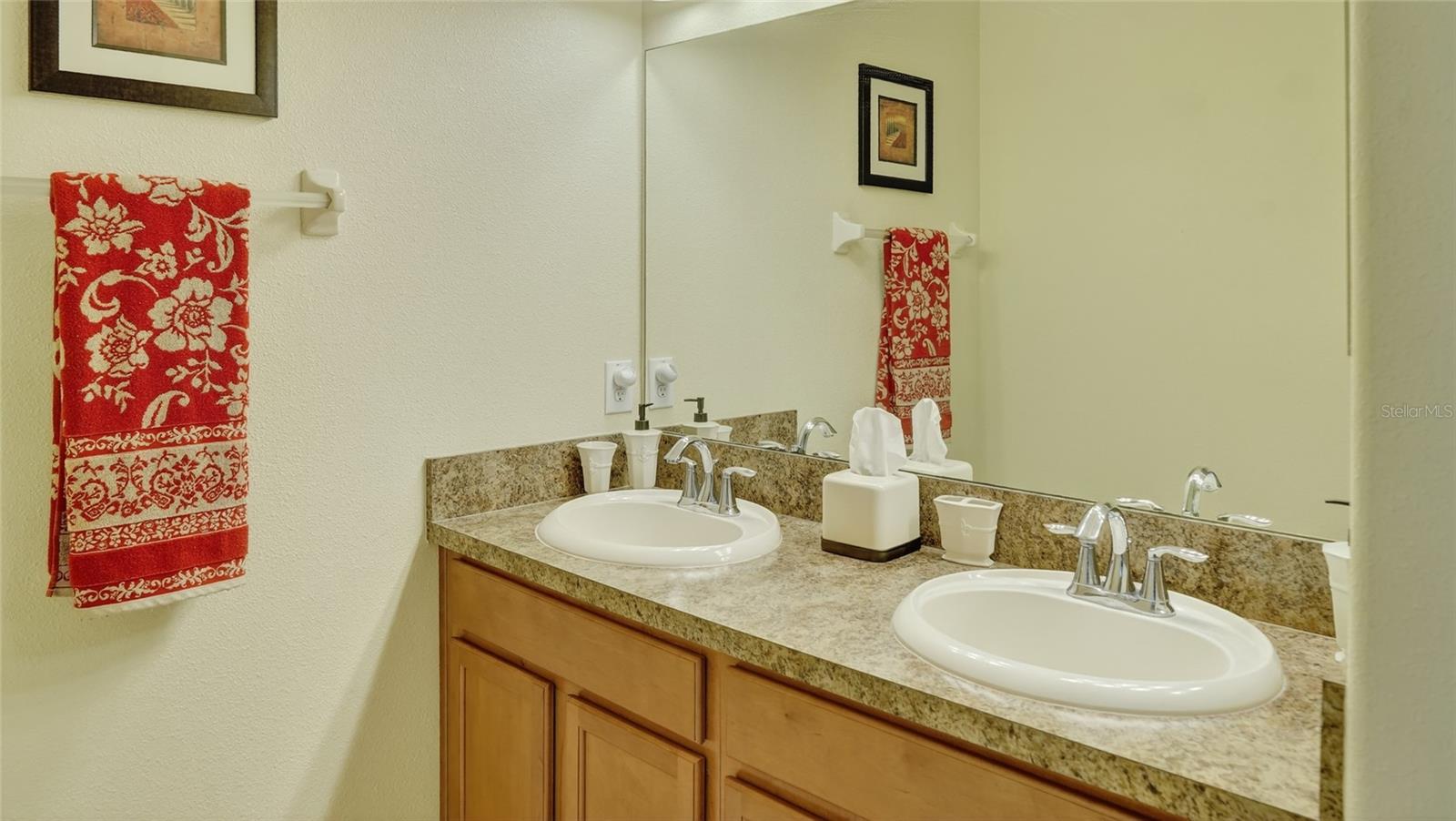 BAHIA LAKES PH 1 - Residential