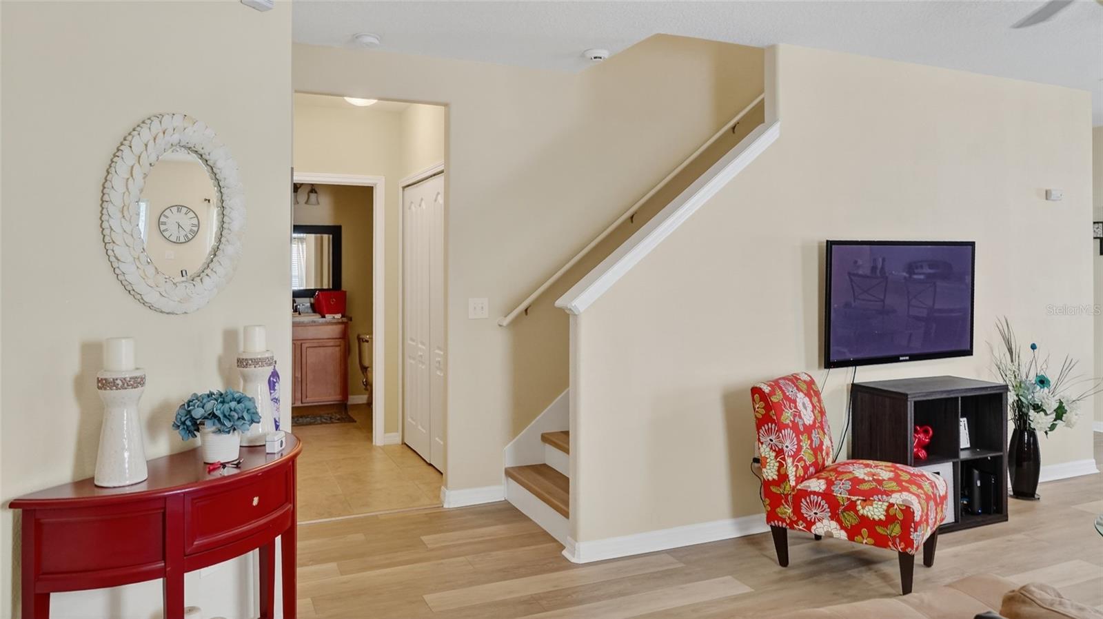 1055 SEMINOLE SKY DRIVE