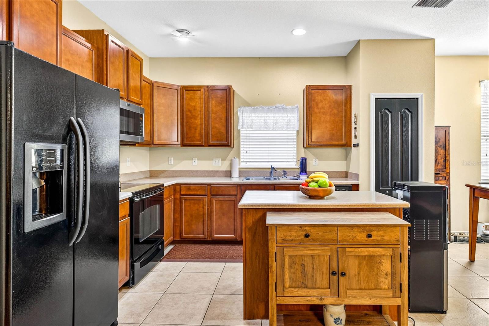 WHISPERING WOODS PHS 1 - Residential