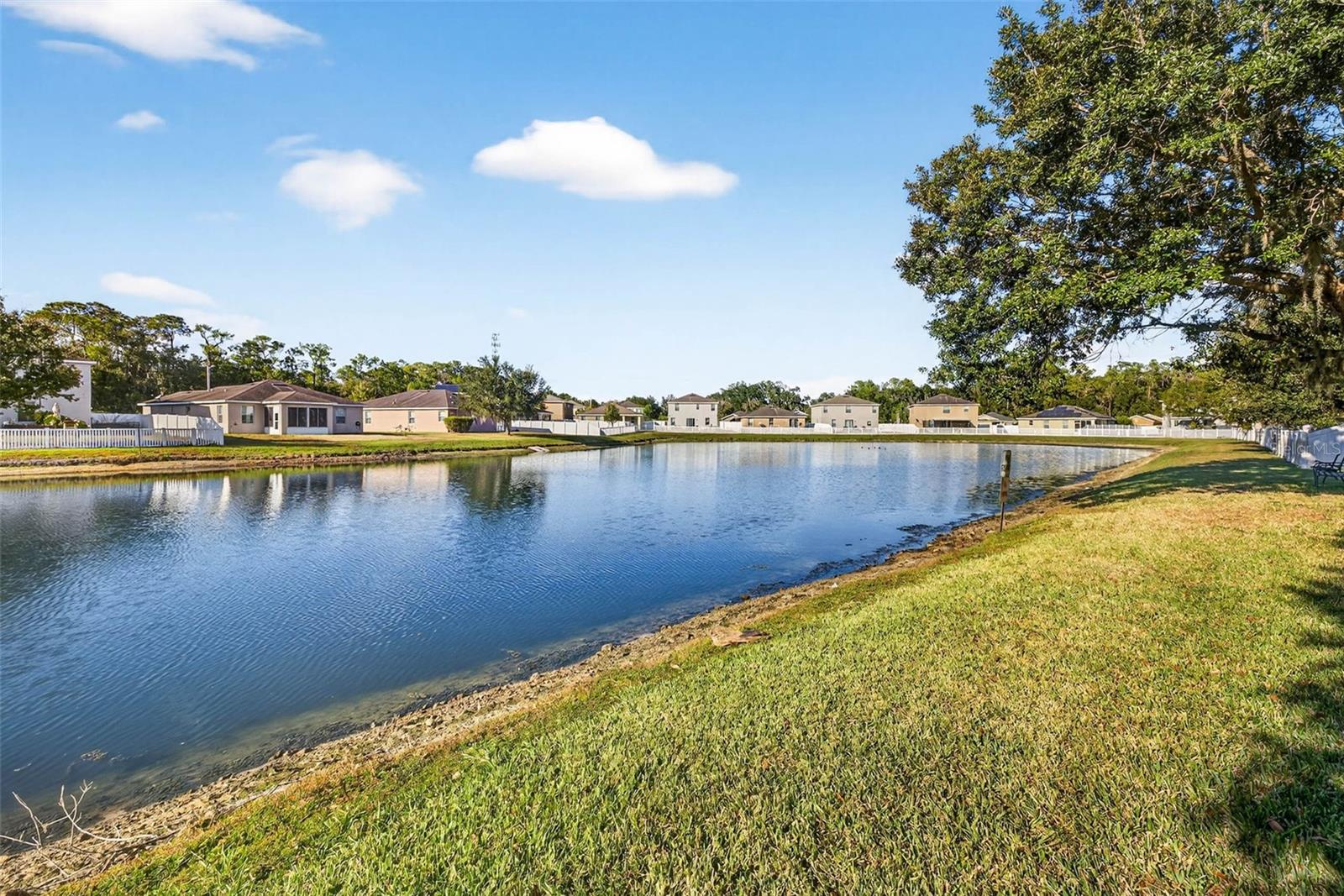 WHISPERING WOODS PHS 1 - Residential