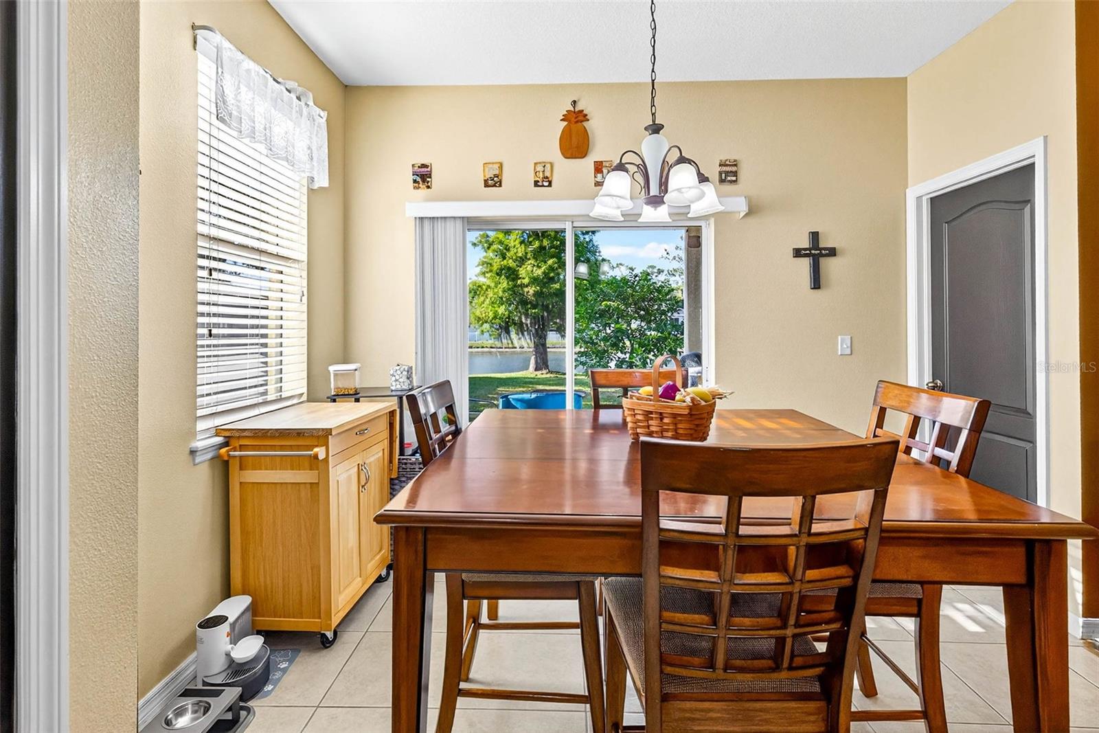 WHISPERING WOODS PHS 1 - Residential