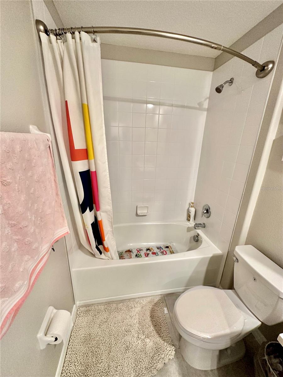 VENTANA - Residential Lease