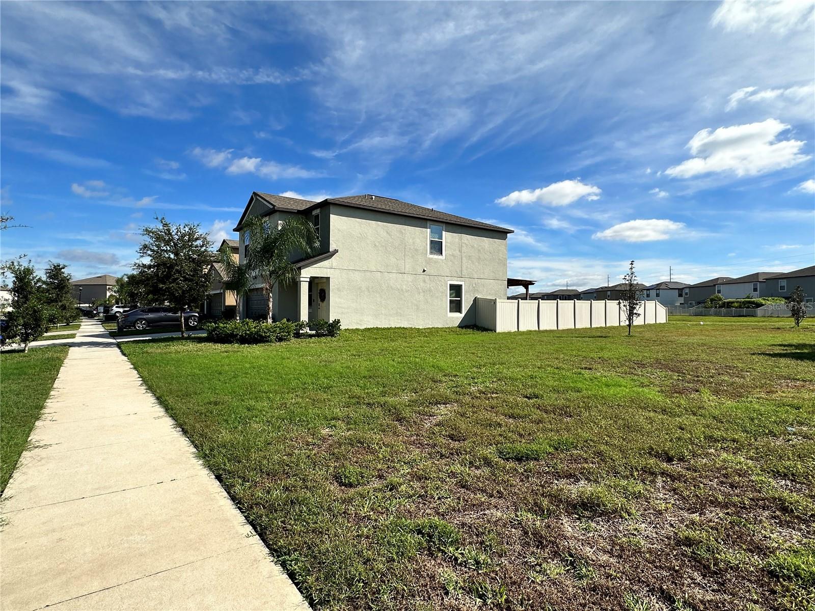 VENTANA - Residential Lease