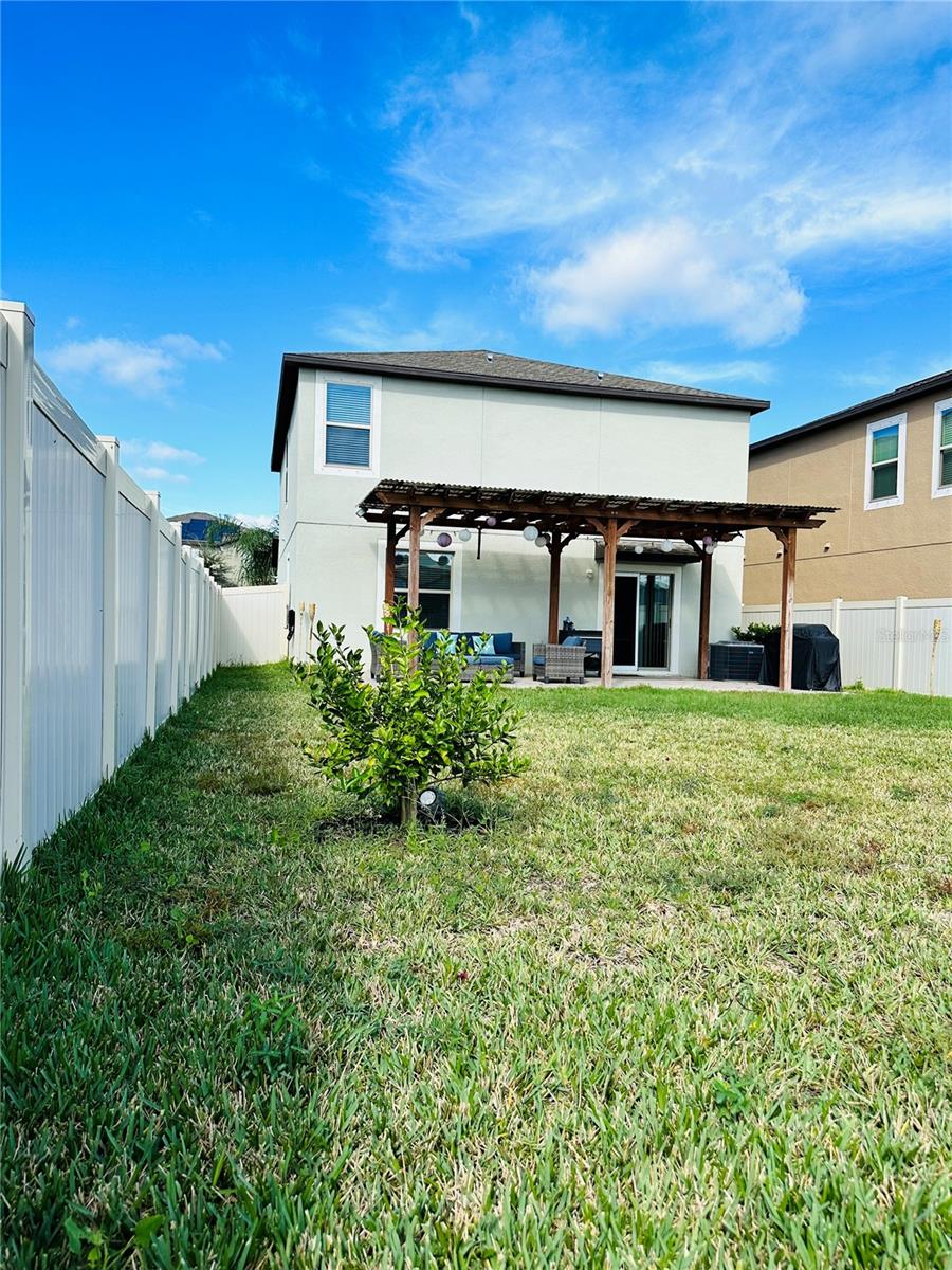 VENTANA - Residential Lease