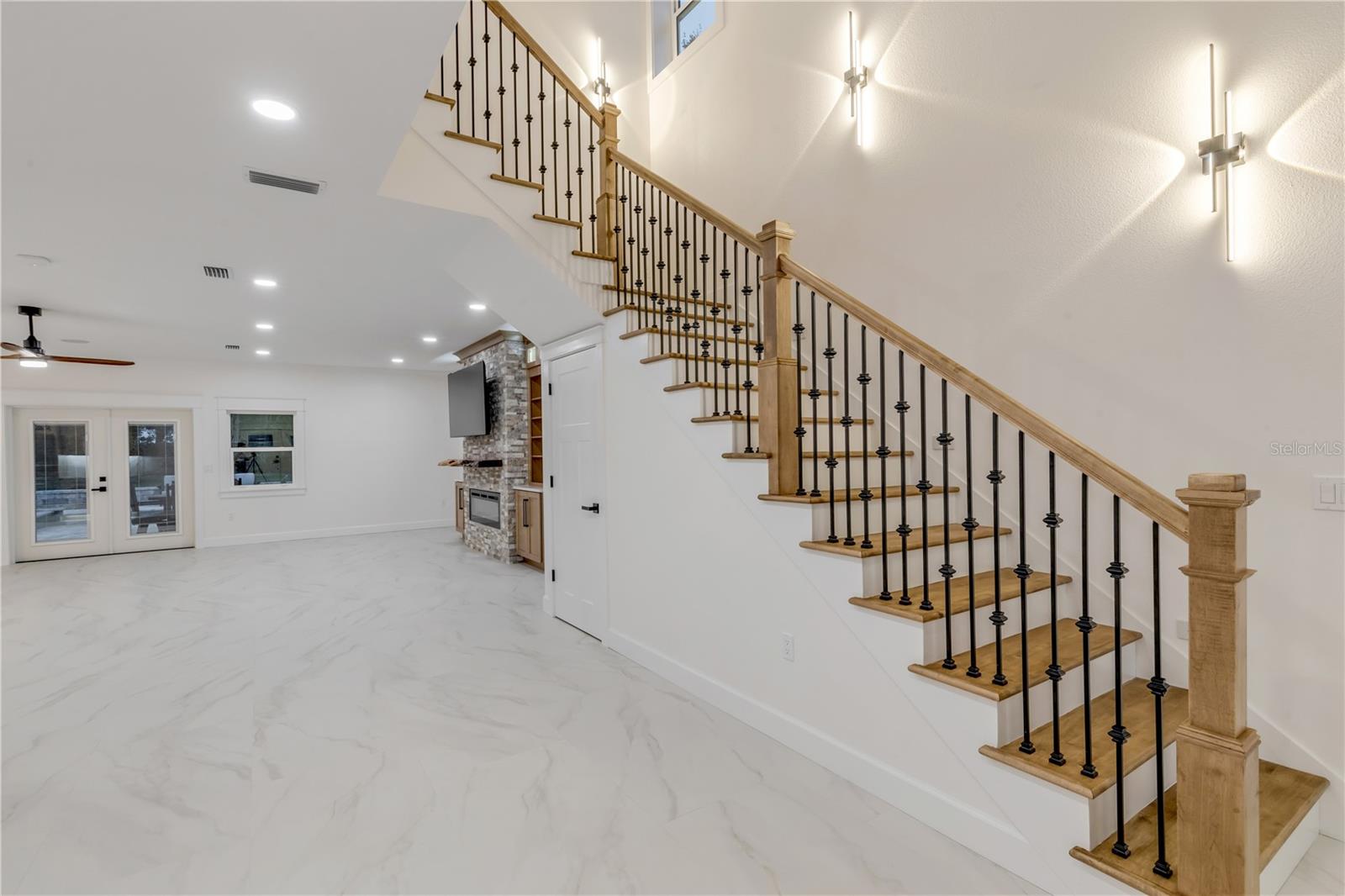 DETWILERS N 650 FT LT 02 16 17 34 NEW SMYRNA BEACH - Residential