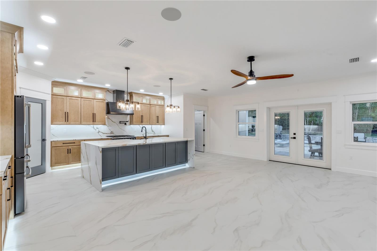 DETWILERS N 650 FT LT 02 16 17 34 NEW SMYRNA BEACH - Residential