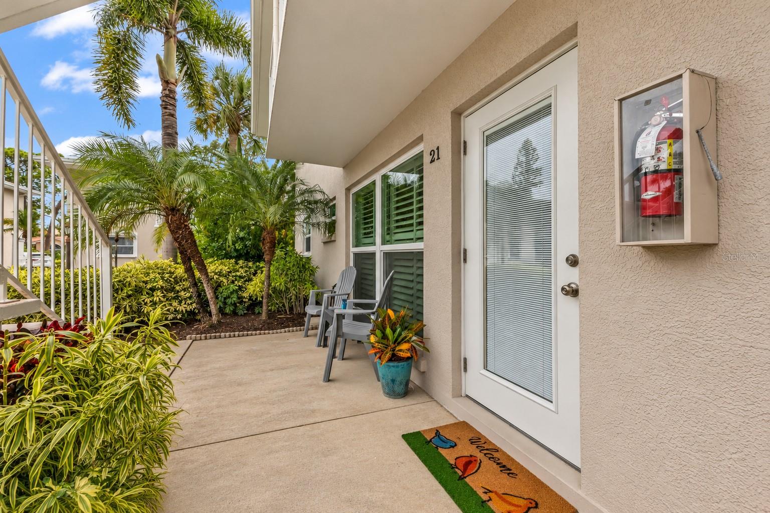 521 W VENICE AVENUE 21