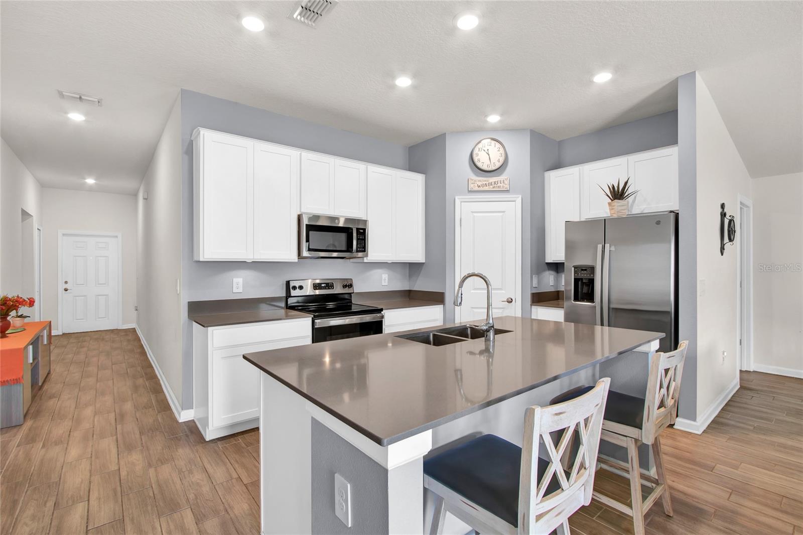 733 CITRUS RESERVE BOULEVARD