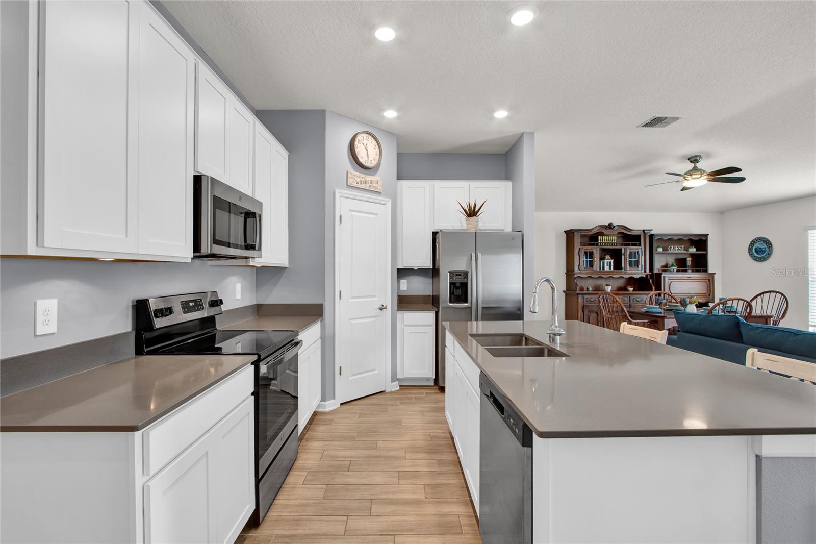 733 CITRUS RESERVE BOULEVARD