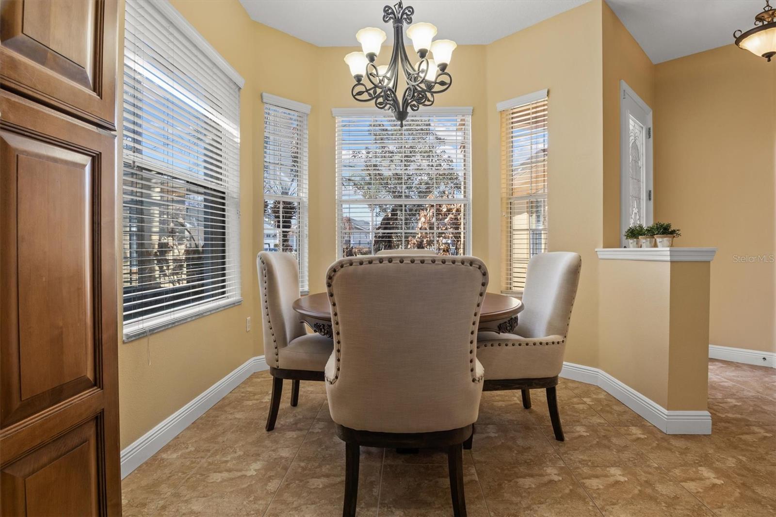 STONEY CREEK - Residential