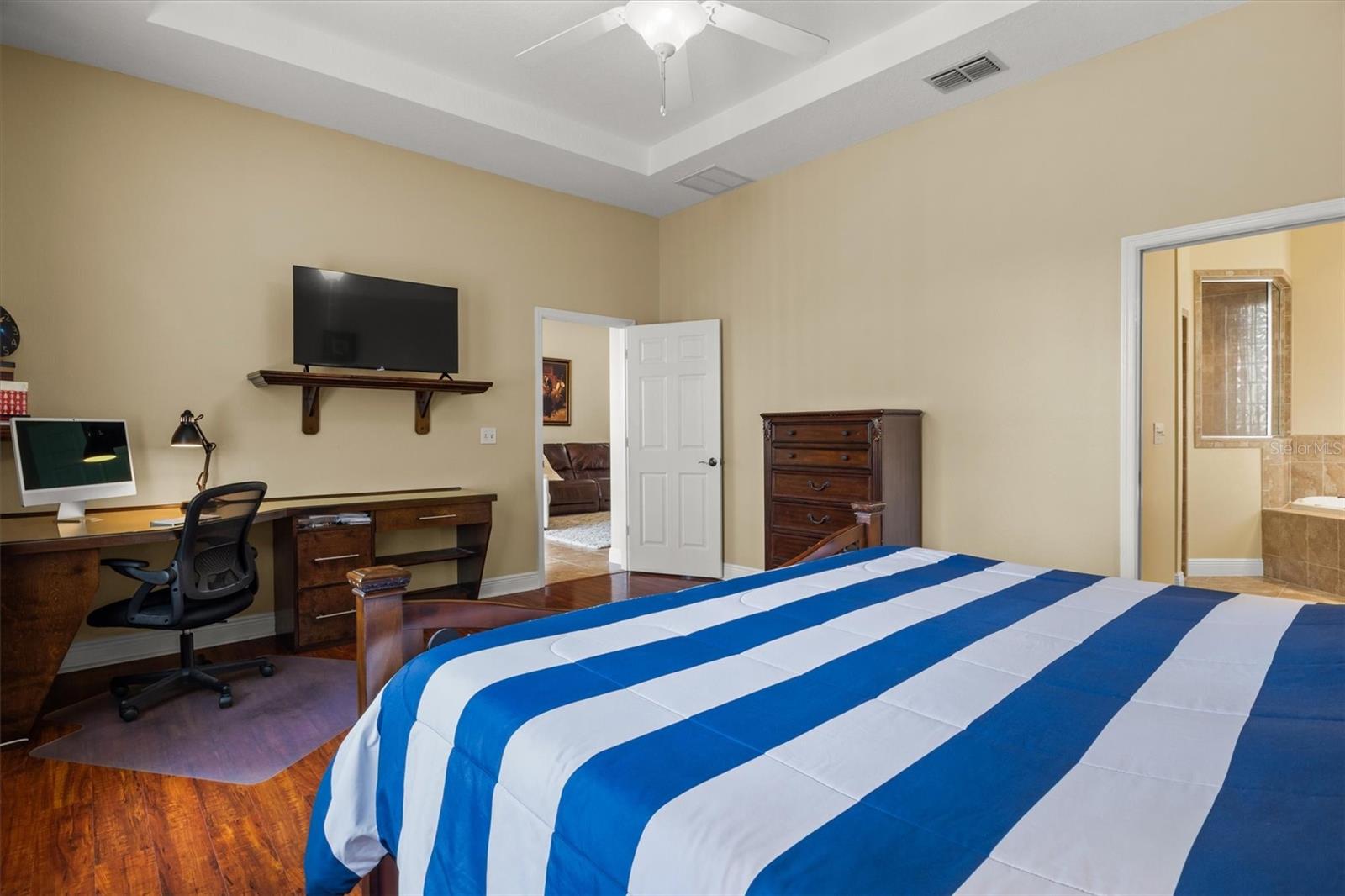 STONEY CREEK - Residential