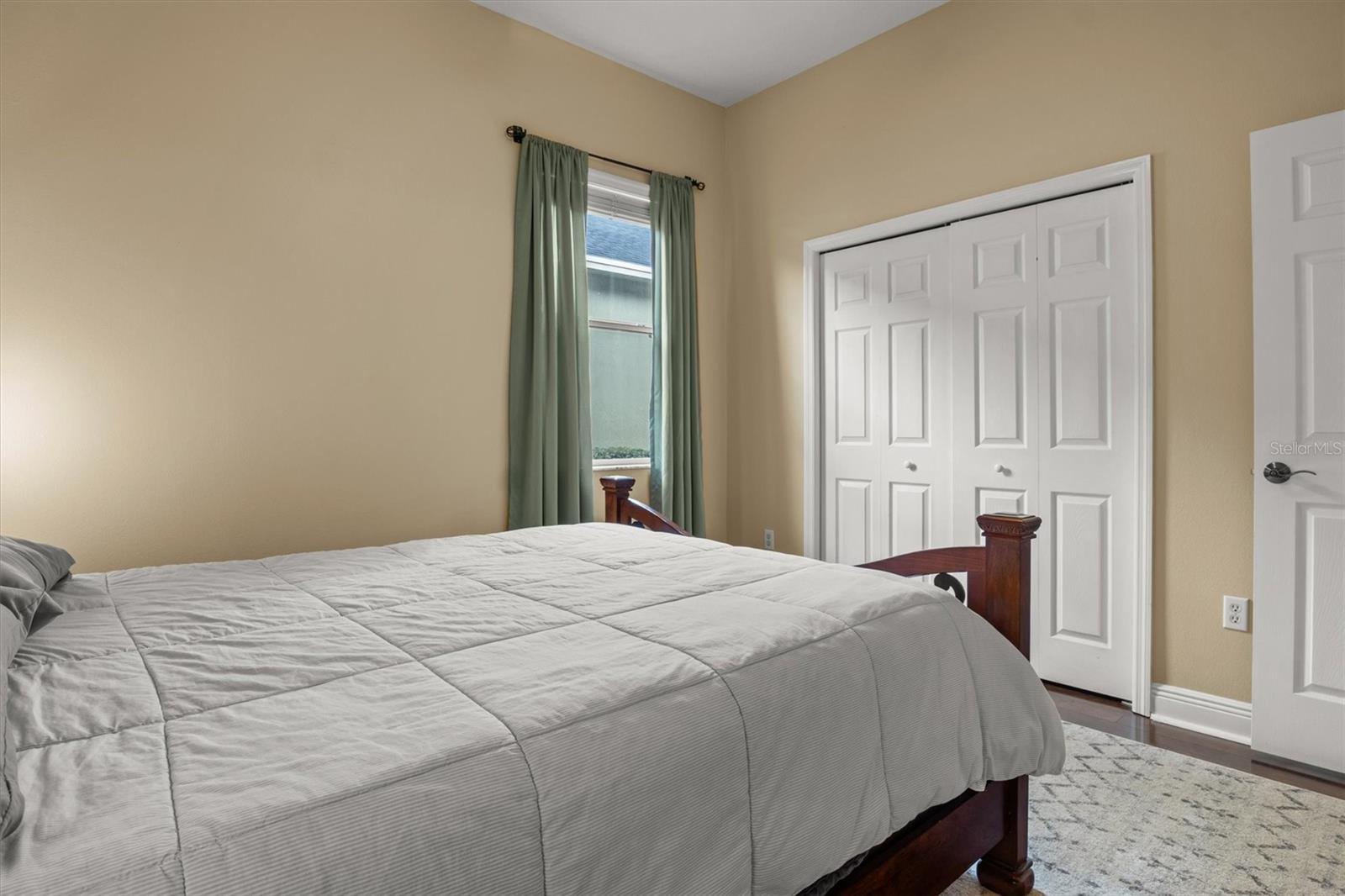 STONEY CREEK - Residential