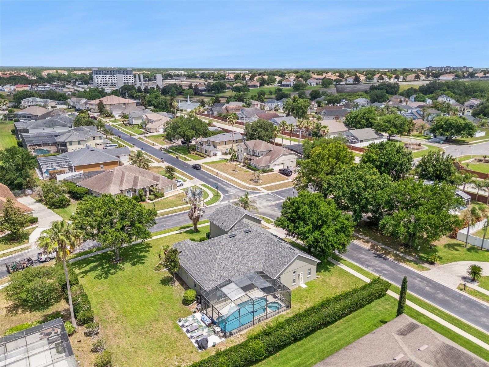FORMOSA GARDENS - Residential