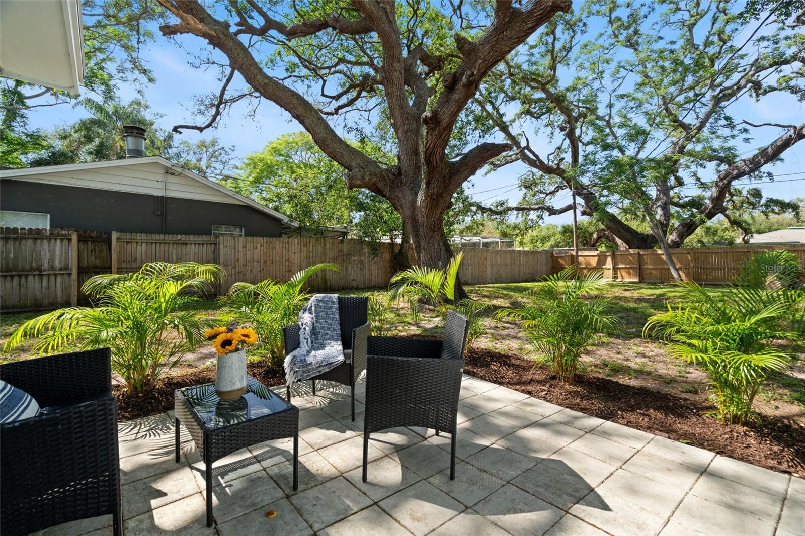 1276 BERTLAND WAY