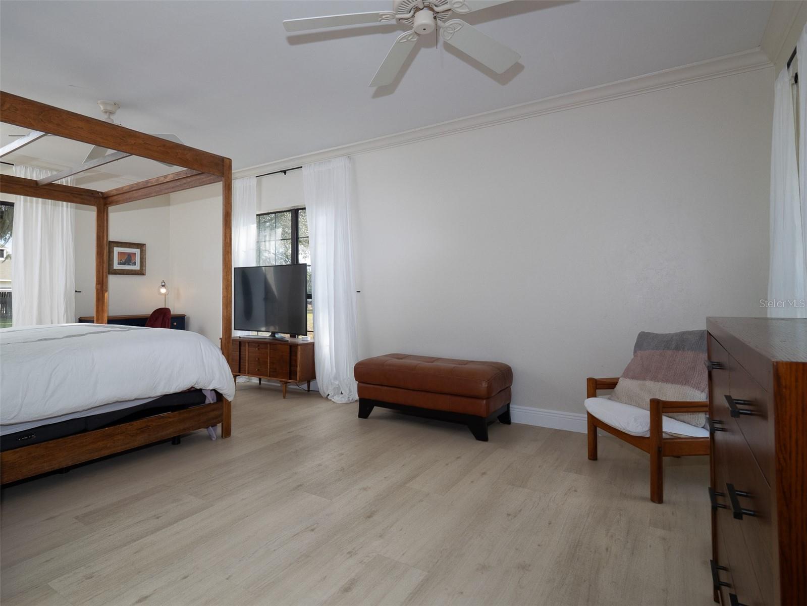 TOP BRASS FARM - Residential