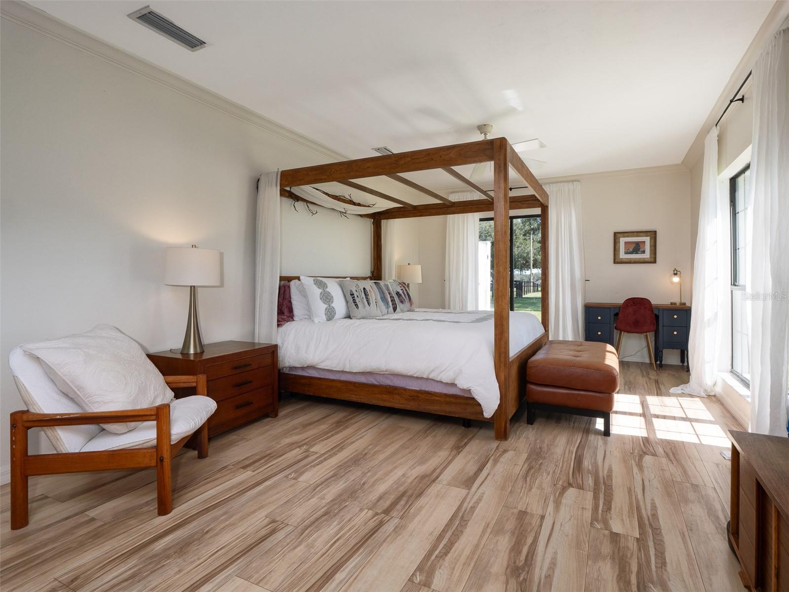 TOP BRASS FARM - Residential