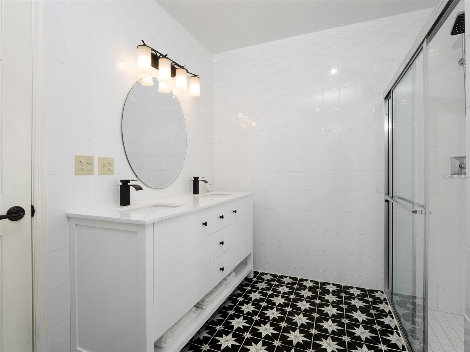 TOP BRASS FARM - Residential