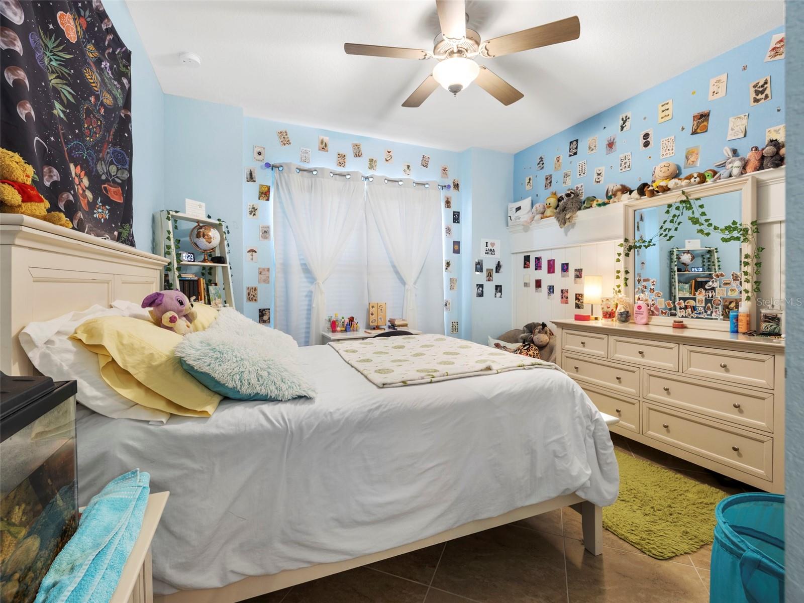 GRAN PARADISO PH 8 - Residential