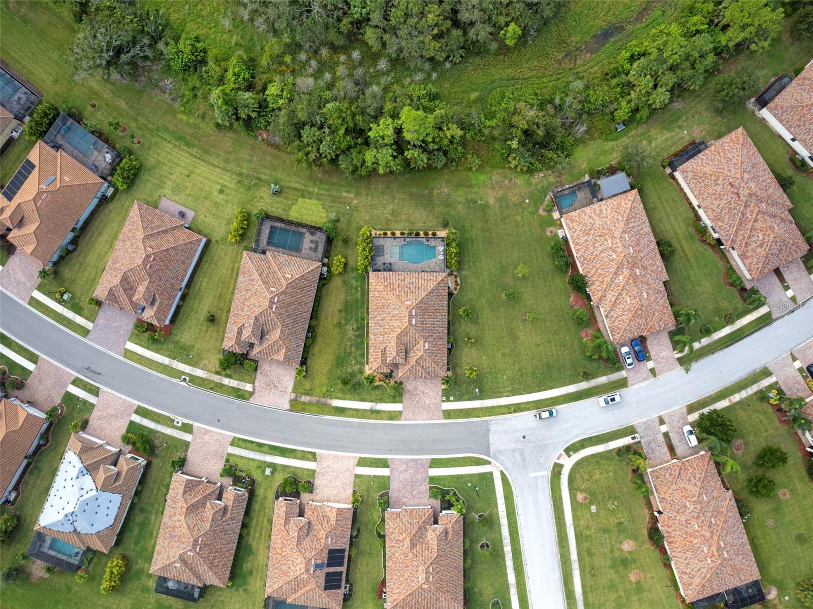 GRAN PARADISO PH 8 - Residential